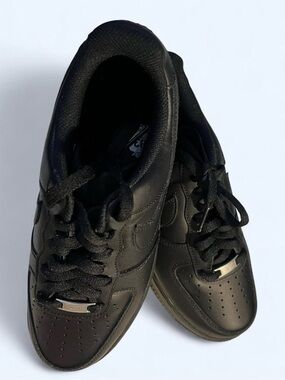 Black Nike Air Force 1 07